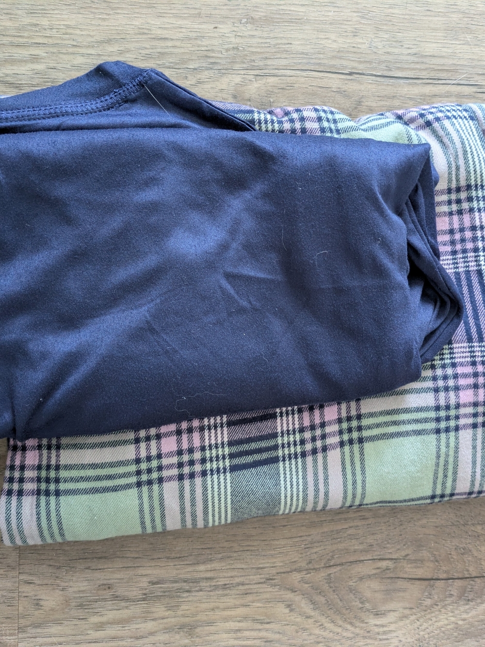 Nwt Roudelain Navy Tee & Pastel Plaid Pajama Set Sz M/L